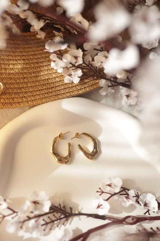 Molten Gold Mini Stud