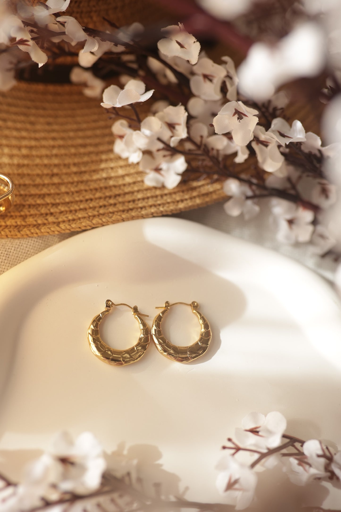 Croc Dome Hoops