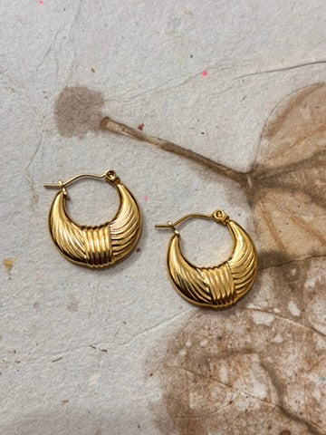 Ribbed Half Moon Hoop Earrings