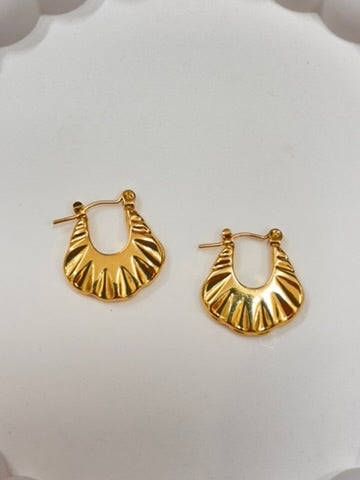 Shell Fan Hoops
