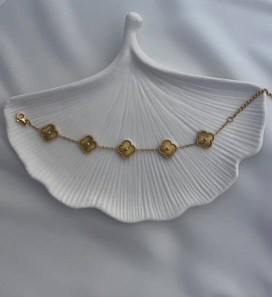 Radiant Gold Petal-Link Bracelet